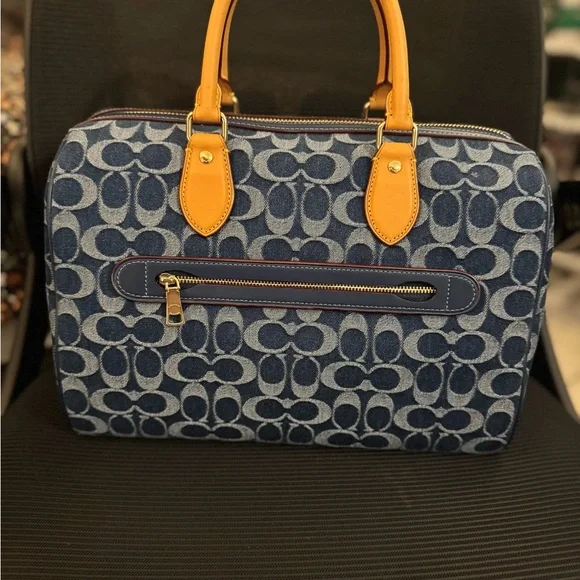 Coach Large Denim Rowan - Picture 2 of 6